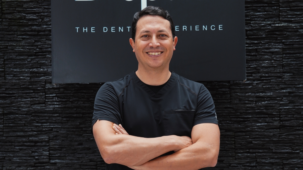 Dr. Santiago Garcés